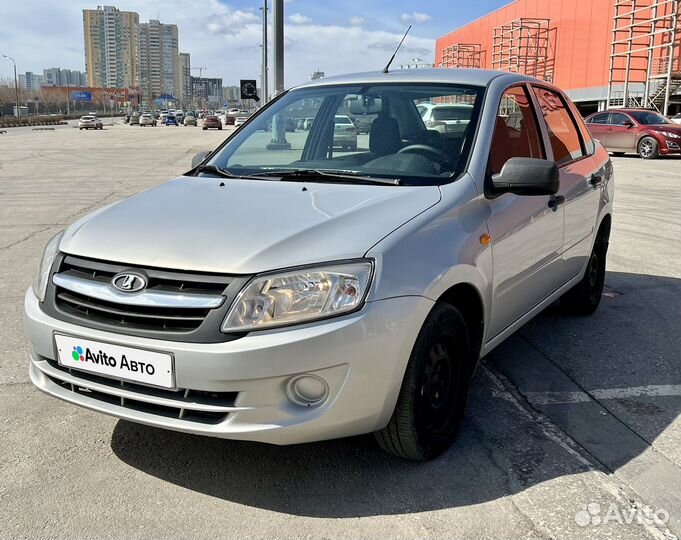 LADA Granta 1.6 AT, 2014, 136 103 км