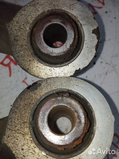 Рычаг подвески верхний задний Nissan X Trail T31