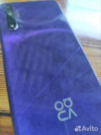 Телефон Huawei nova 5T