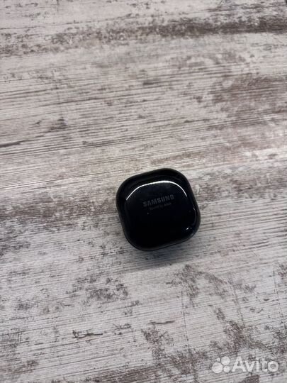 Беспроводные наушники samsung buds live