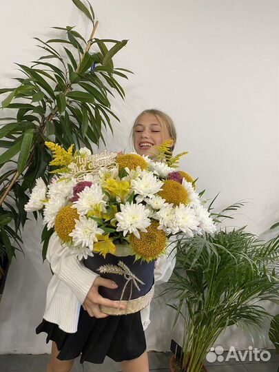 Композиции в шляпной коробке на 1 сентября