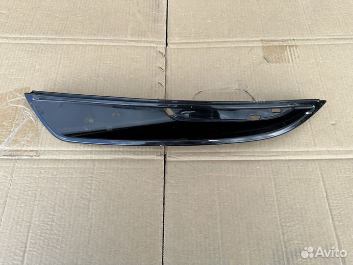 Накладка бампера передняя левая Ford Kuga 1