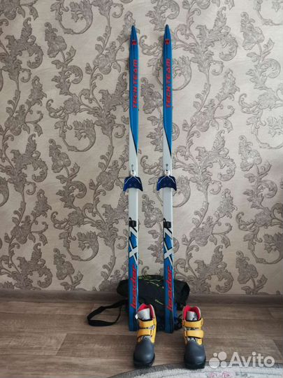 Лыжи 160см с ботинками 36р
