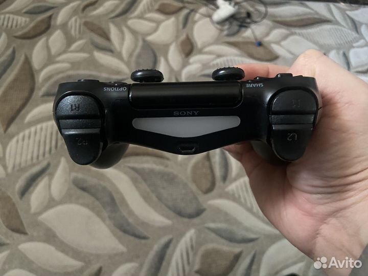Геймпад Dual Shock для PS4