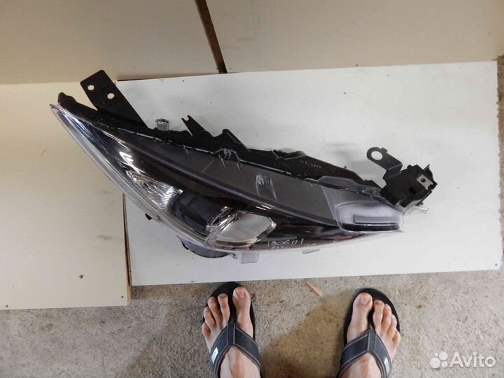 Фара правая Mazda 3 BM рестайлинг (2016-2019)