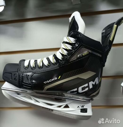 Коньки CCM Tacks AS580 INT (4.5EE-Wide)