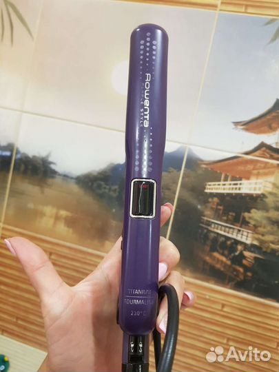 Выпрямитель для волос профессиональный