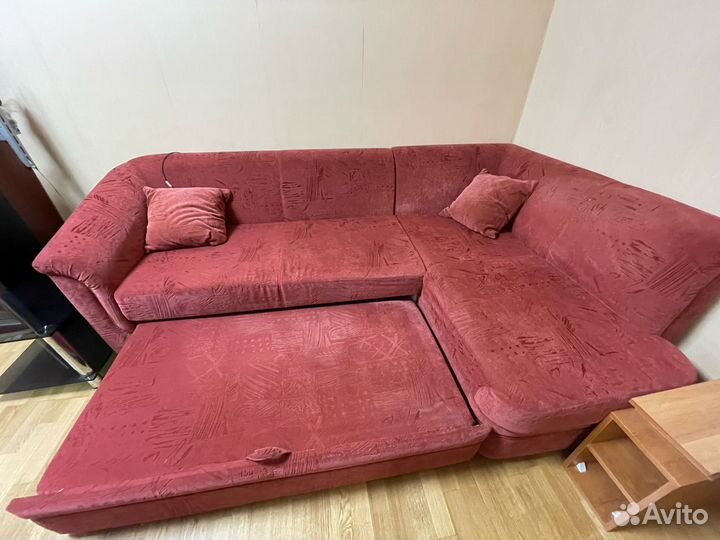 Угловой диван бу