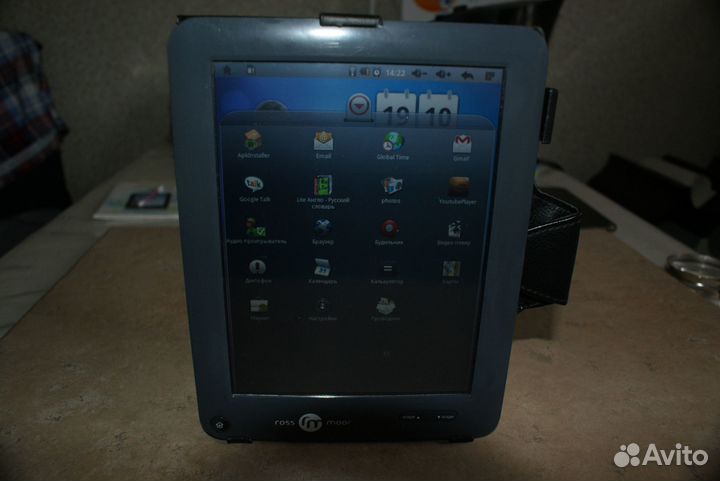 Электронная книга Ross & Moor Luna RMT-705