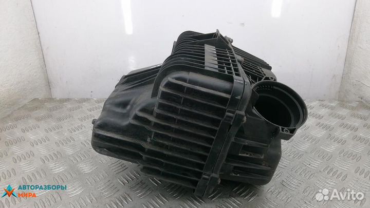 Корпус воздушного фильтра Peugeot 607 рест. 2006