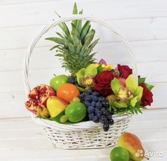 Подарочная фруктовая корзина