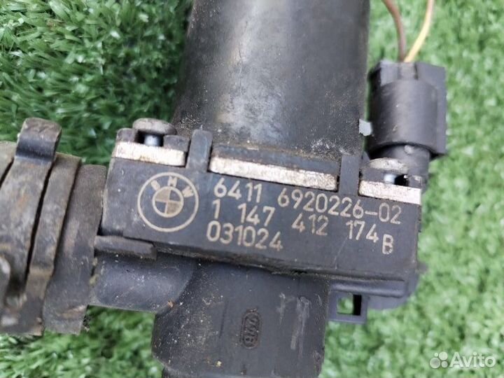 Кран отопителя (печки) Bmw 5 E60/E61 3.0 2004