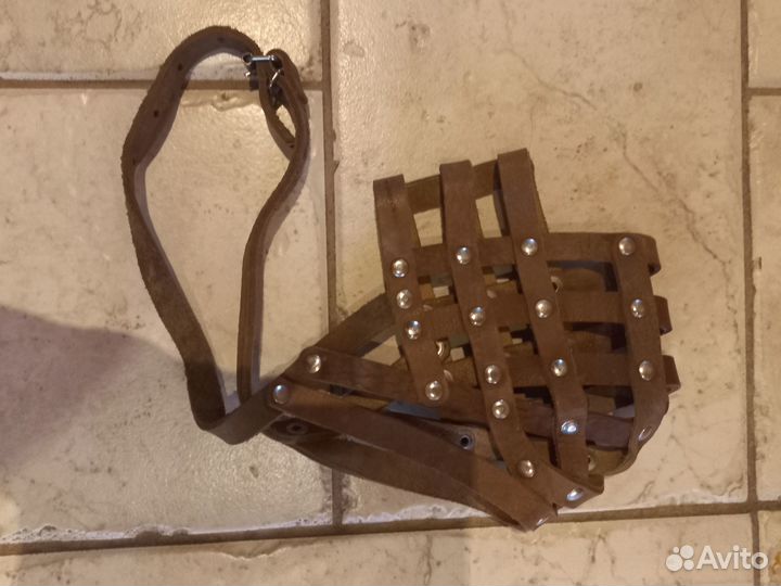 Намордник кожаный, строгий ошейник для собак