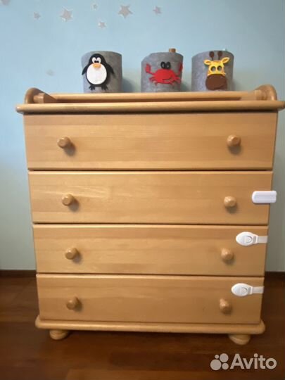 Комод с пеленальным столиком /массив