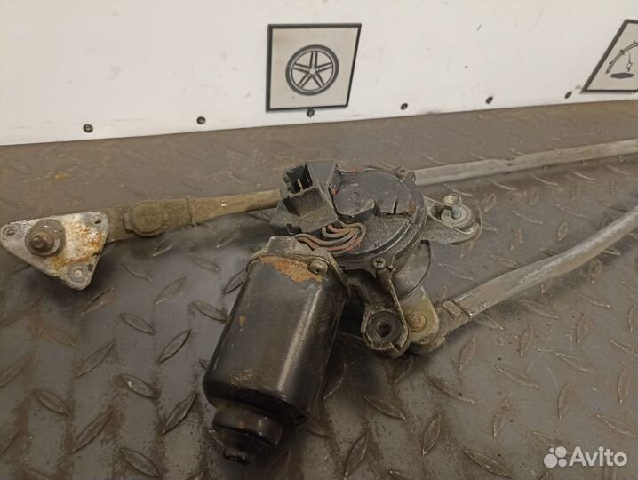 Трапеция стеклоочистителей для Toyota Hilux Surf