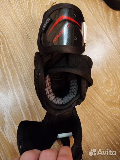 Налокотники хоккейные Easton JR L