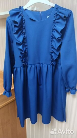 Нарядное платье для девочки 134-140