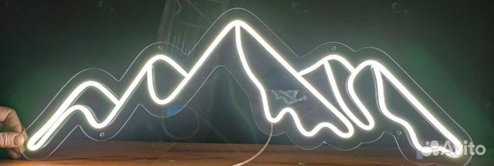 Неоновая вывеска
