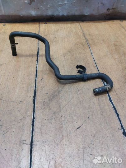 Трубка охлаждения дроссельной заслонки Opel Corsa