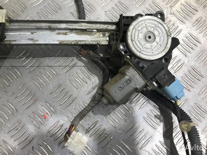 Стеклоподъемник задний левый Honda Civic 4D