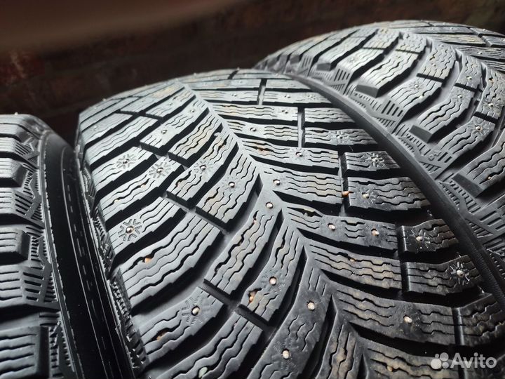 Michelin X-Ice North 4 SUV 235/65 R17