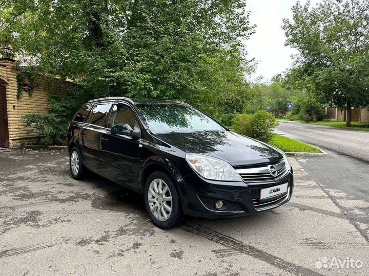 Opel Astra 1.8 AT, 2014, 186 000 км