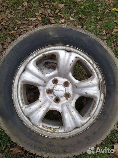 Yokohama Ice Guard IG20 215/60 R16