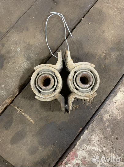 Подушка заднего подрамника jzx90 jzx100