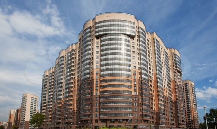 Квартира-студия, 32 м², 18/24 эт.