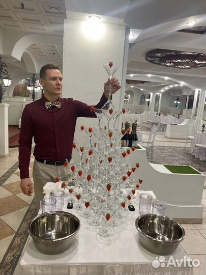 Шоу на ваш праздник/ Пирамида из бокалов