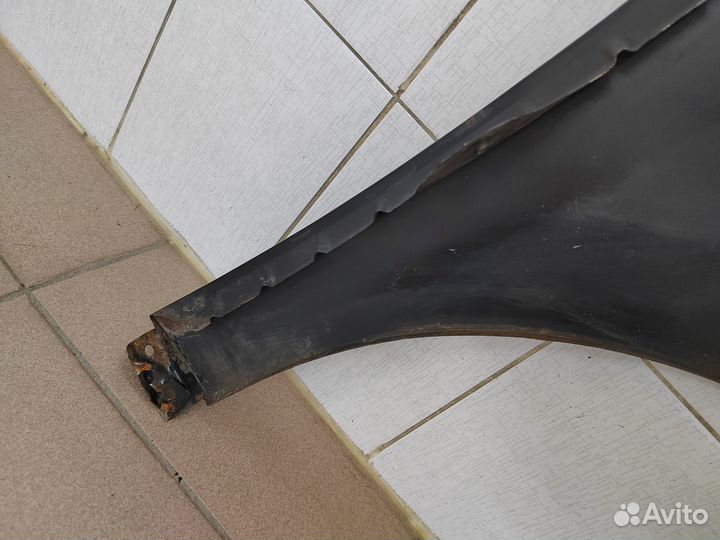 Крыло переднее левое неоригинал VW Passat B6