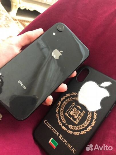 Мобильные телефоны бу iPhone xr