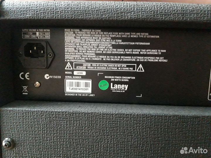 Ламповый комбоусилитель Laney lv300 (120вт)