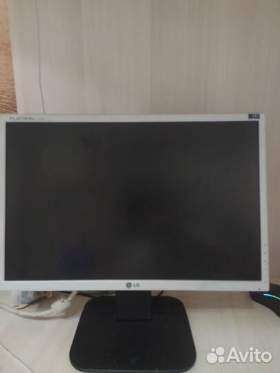 Монитор LG