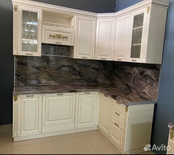 Кухонный гарнитур Азиза