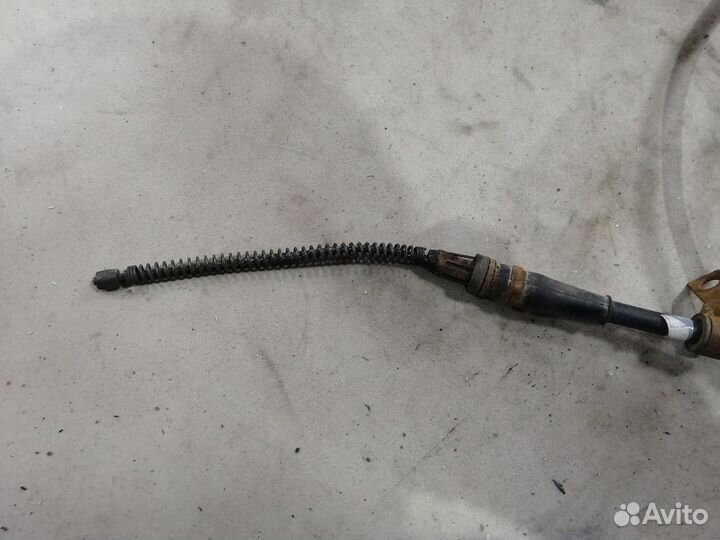 Трос стояночного тормоза левый Kia RIO 2000-2005