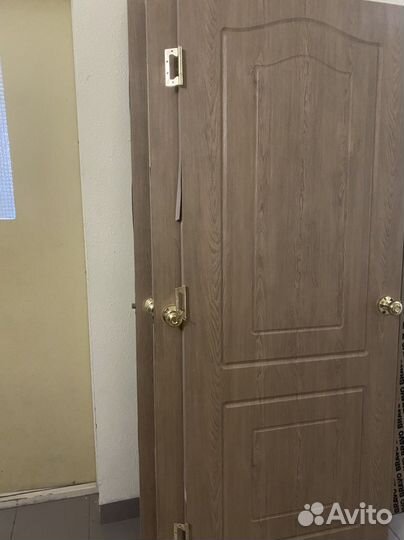 Межкомнатные двери бу 7 штук