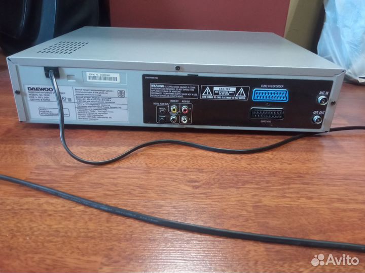 Видеомагнитофон daewoo
