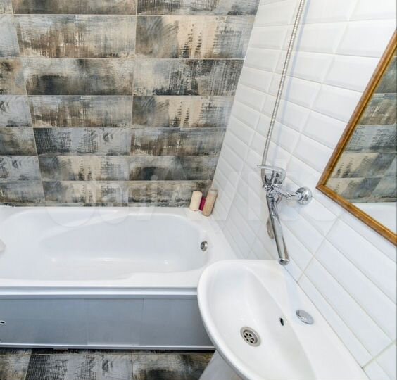 2-к. квартира, 53 м², 9/17 эт.