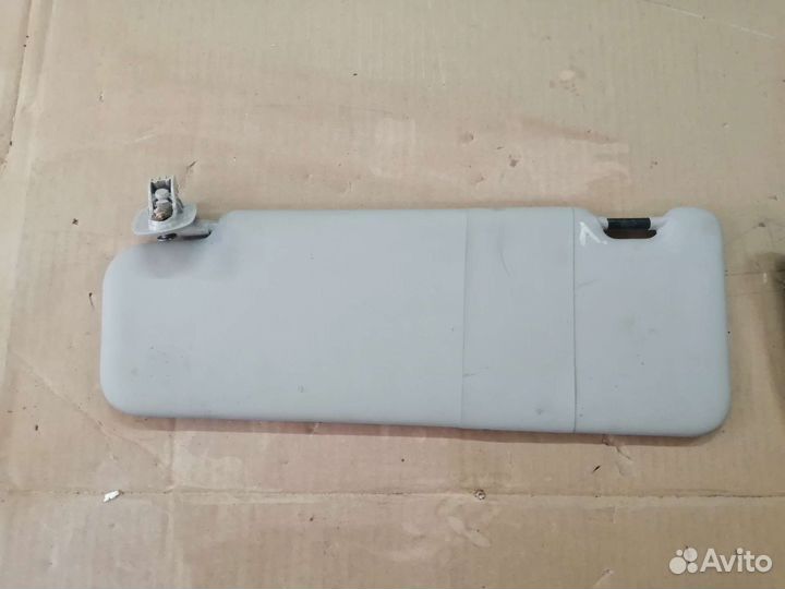 Козырёк солнцезащитный Рено Логан 2