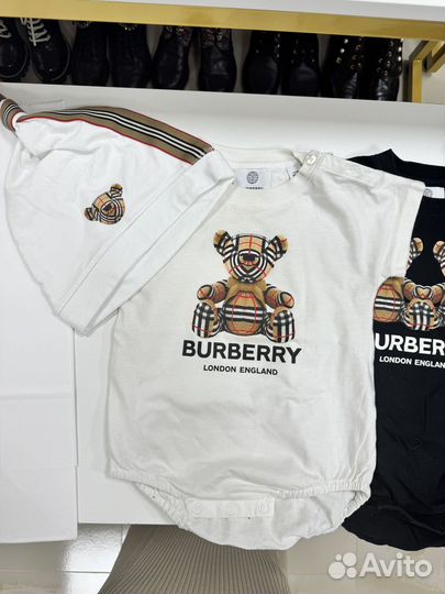 Burberry комплект боди с шапкой