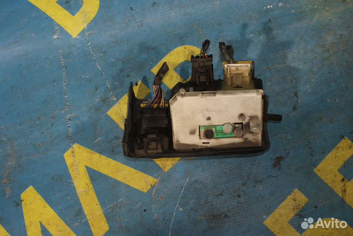 Переключатель света фар Dodge Caravan 3