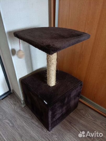 Домик для кошки с когтеточкой