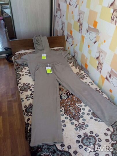 Костюм женский летний 46 48