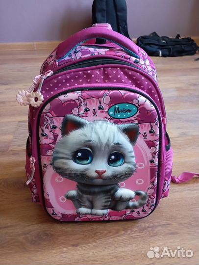 Рюкзаки школьные