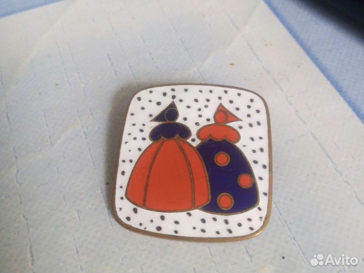 Брошь большая латунь Эмаль СССР Ленинград клеймо