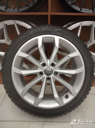 Комплект оригинальных колес в сборе R18 Audi A4