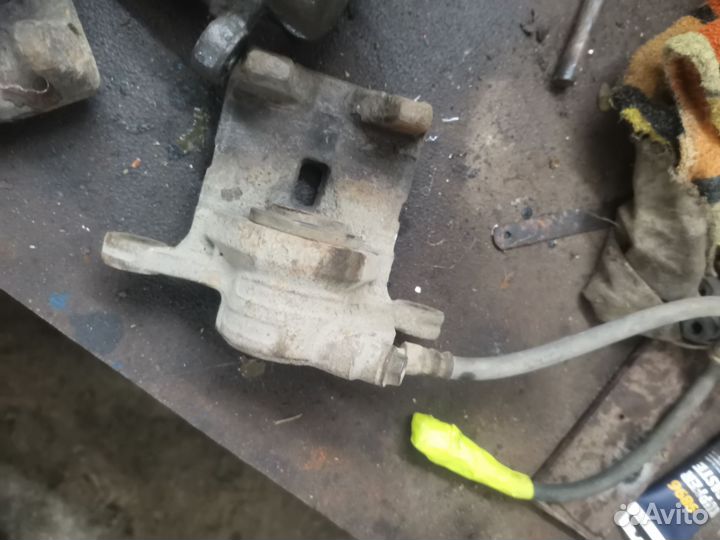 Суппорта на subaru impreza gh