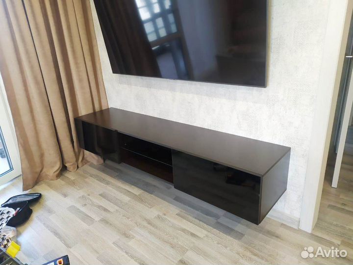 Тумба под телевизор