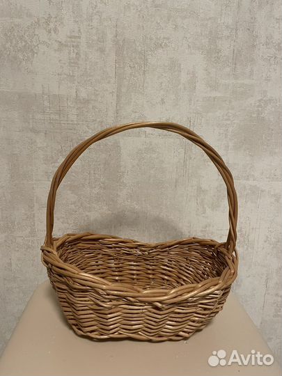 Корзина плетеная из лозы маленькая для хранения